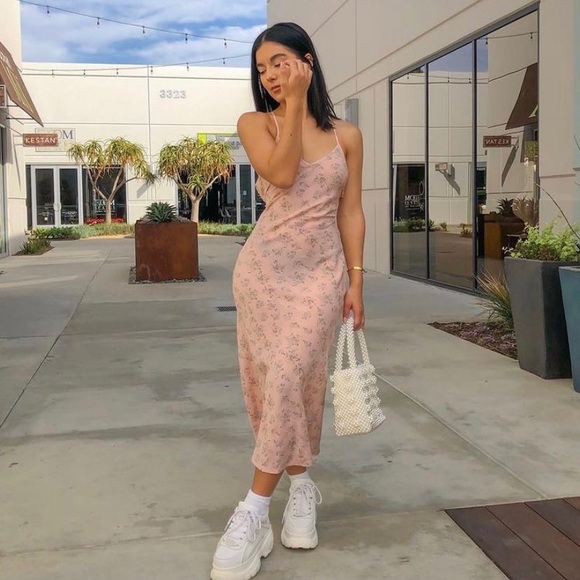 PRINCESS POLLY CLOUD 9 DRESS - Picture 1 of 4